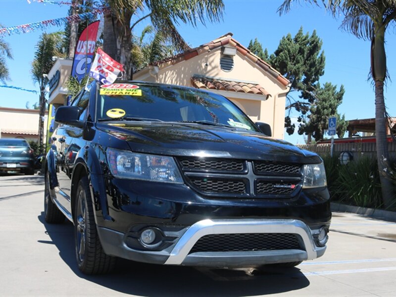 2020 Dodge Journey Crossroad   - Photo 1 - Santa Maria, CA 93458