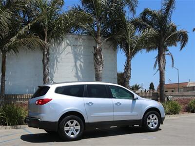 2010 Chevrolet Traverse LT   - Photo 8 - Santa Maria, CA 93458