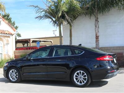 2020 Ford Fusion SE   - Photo 7 - Santa Maria, CA 93458