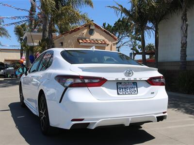 2022 Toyota Camry SE   - Photo 18 - Santa Maria, CA 93458