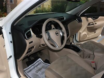 2015 Nissan Rogue SV   - Photo 15 - Santa Maria, CA 93458