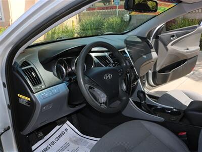 2013 Hyundai SONATA GLS   - Photo 19 - Santa Maria, CA 93458