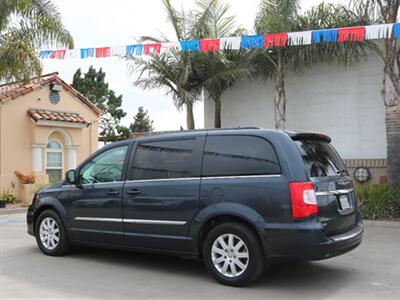 2014 Chrysler Town & Country Touring   - Photo 14 - Santa Maria, CA 93458