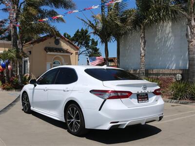 2019 Toyota Camry SE   - Photo 16 - Santa Maria, CA 93458