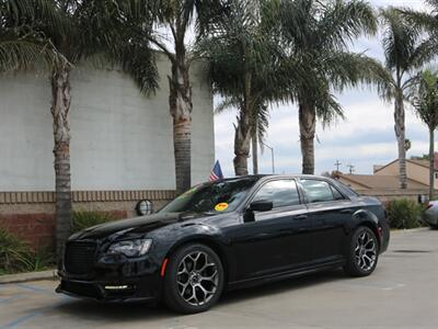 2017 Chrysler 300 Series S   - Photo 13 - Santa Maria, CA 93458