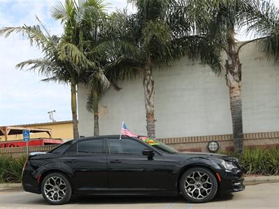 2017 Chrysler 300 Series S   - Photo 5 - Santa Maria, CA 93458