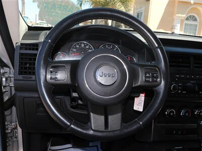 2011 Jeep Liberty Sport   - Photo 32 - Santa Maria, CA 93458
