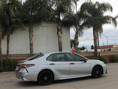 2022 Toyota Camry Hybrid SE Nightshade   - Photo 7 - Santa Maria, CA 93458