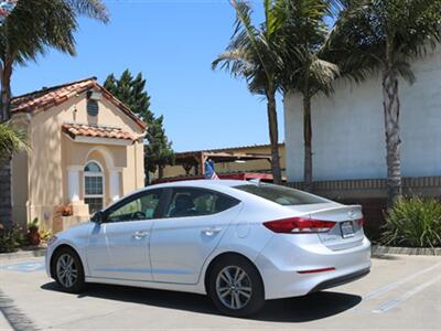 2018 Hyundai ELANTRA SEL   - Photo 15 - Santa Maria, CA 93458