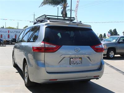 2017 Toyota Sienna LE 8-Passenger   - Photo 11 - Santa Maria, CA 93458