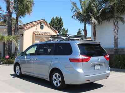 2017 Toyota Sienna LE 8-Passenger   - Photo 18 - Santa Maria, CA 93458