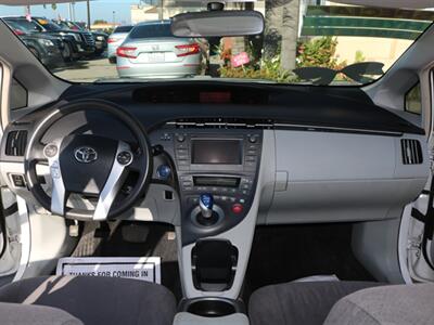 2014 Toyota Prius Three   - Photo 27 - Santa Maria, CA 93458