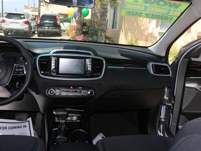 2020 Kia Sorento LX AWD   - Photo 27 - Santa Maria, CA 93458