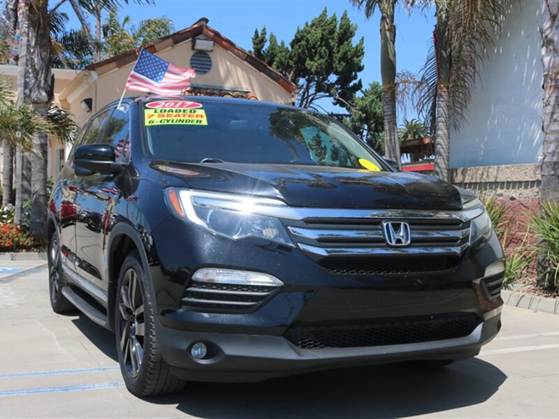 2017 Honda Pilot 2WD EX-L w/RES's photo