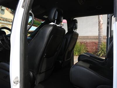 2015 Dodge Grand Caravan SXT Plus   - Photo 19 - Santa Maria, CA 93458