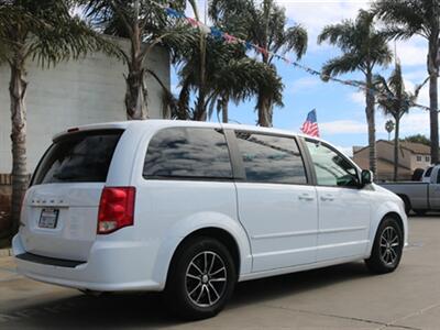 2015 Dodge Grand Caravan SXT Plus   - Photo 8 - Santa Maria, CA 93458