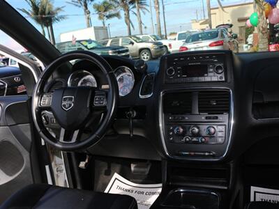 2015 Dodge Grand Caravan SXT Plus   - Photo 28 - Santa Maria, CA 93458