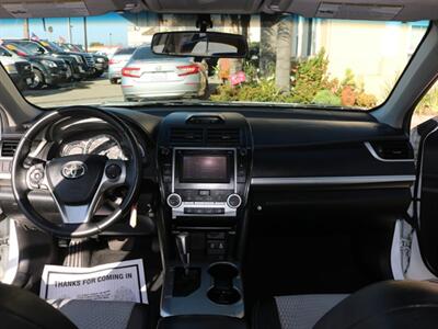 2013 Toyota Camry SE   - Photo 28 - Santa Maria, CA 93458