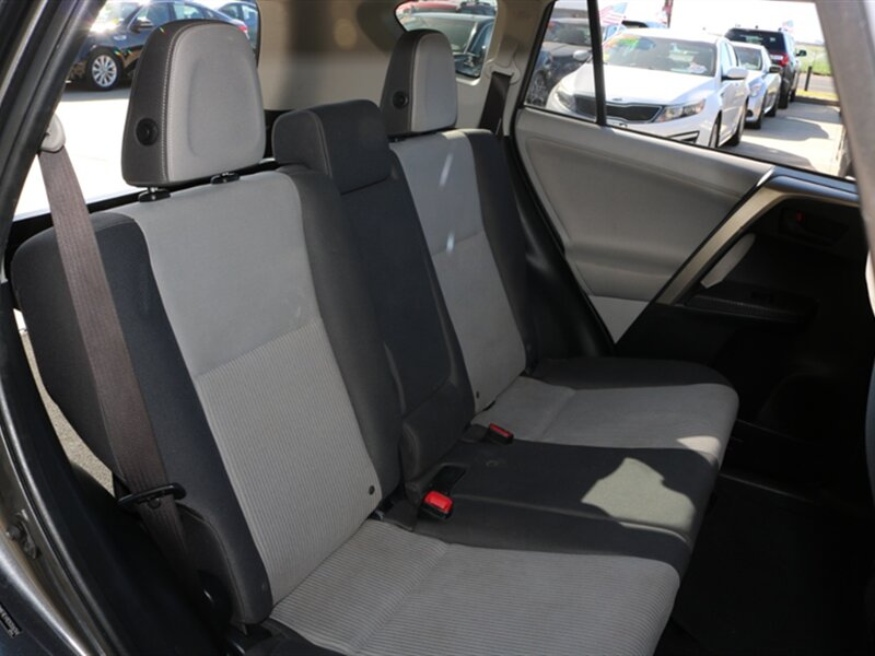 2013 Toyota RAV4 XLE - Photo 22 - Santa Maria, CA 93458