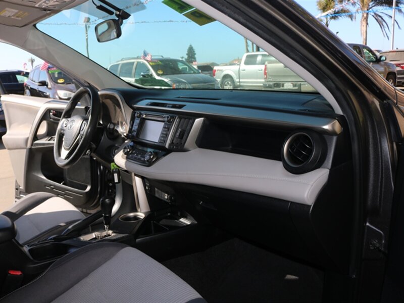 2013 Toyota RAV4 XLE - Photo 19 - Santa Maria, CA 93458