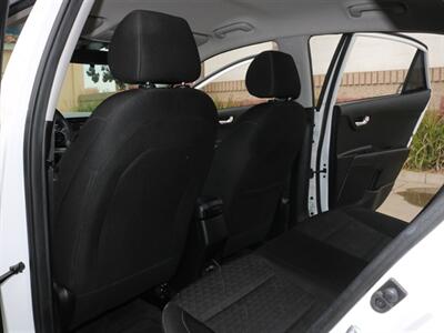 2018 Kia Rio LX   - Photo 19 - Santa Maria, CA 93458