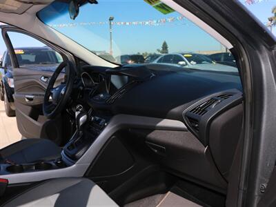 2014 Ford Escape SE   - Photo 21 - Santa Maria, CA 93458