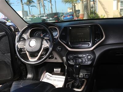 2017 Jeep Cherokee Limited   - Photo 30 - Santa Maria, CA 93458