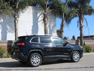 2017 Jeep Cherokee Limited   - Photo 8 - Santa Maria, CA 93458