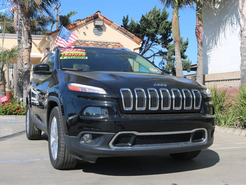 2017 Jeep Cherokee Limited - Photo 1 - Santa Maria, CA 93458