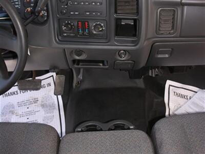 2005 GMC Sierra 1500 Work Truck   - Photo 28 - Santa Maria, CA 93458