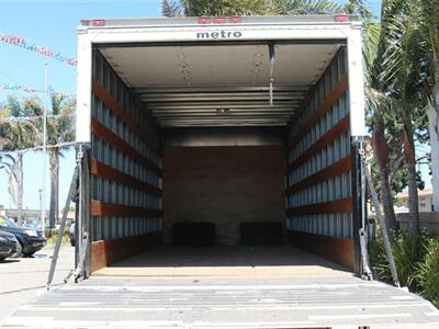 2017 Isuzu NPR GAS W/TOMMY GATE   - Photo 26 - Santa Maria, CA 93458