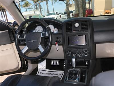 2007 Chrysler 300 Series SRT-8  6.1 HEMI - Photo 32 - Santa Maria, CA 93458