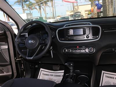 2016 Kia Sorento LX   - Photo 27 - Santa Maria, CA 93458