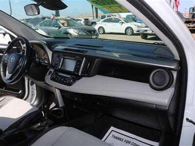 2018 Toyota RAV4 XLE   - Photo 23 - Santa Maria, CA 93458