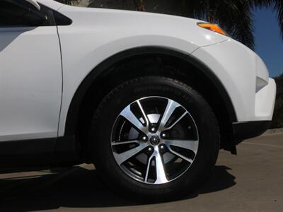 2018 Toyota RAV4 XLE   - Photo 11 - Santa Maria, CA 93458