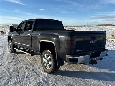 2019 GMC Sierra 2500 SLT Crew Cab  4x4 - Photo 7 - St Albert, AB T8N 3Z7