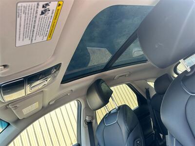 2025 Genesis GV70 2.5T Advanced Plus  AWD - Photo 12 - St Albert, AB T8N 3Z7