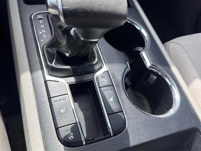 2019 Kia Sedona LX   - Photo 12 - Acheson, AB T7X 5A3