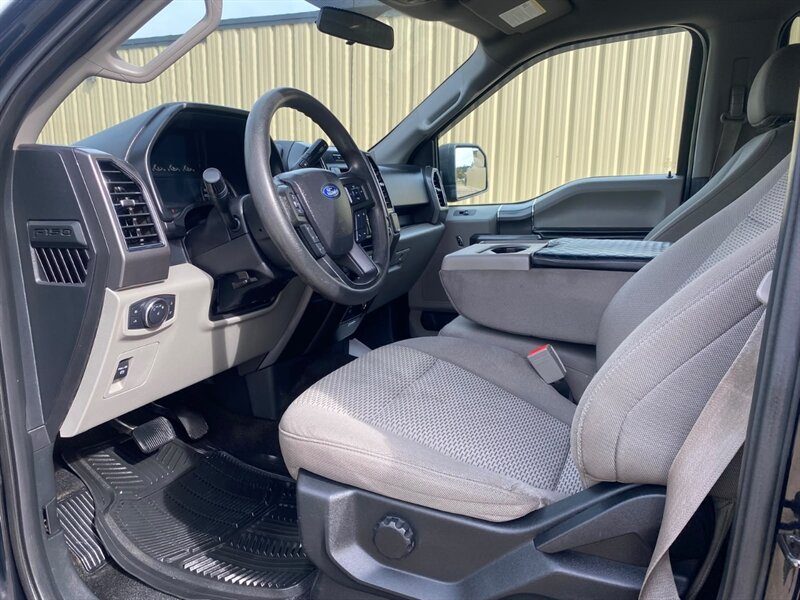 2018 Ford F-150 XLT XTR 4x4 - Photo 10 - St Albert, AB T8N 3Z7
