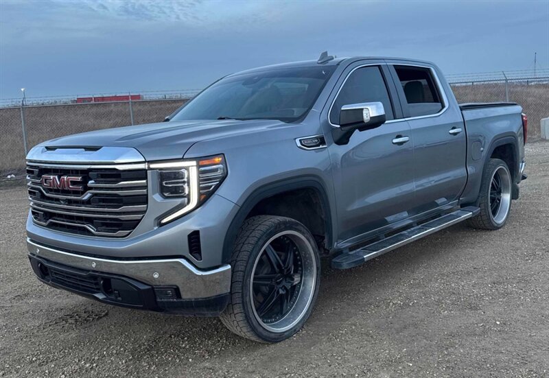 2023 GMC Sierra 1500 SLT Premium Plus 6.2L  4x4 - Photo 1 - St Albert, AB T8N 3Z7