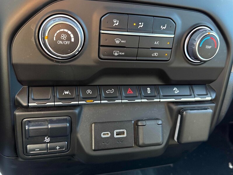 2023 Chevrolet Silverado 1500 Custom Trail Boss 4x4 - Photo 13 - Acheson, AB T7X 5A3