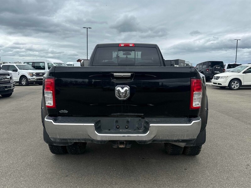 2019 RAM 3500 Big Horn Dually 4x4 - Photo 5 - Acheson, AB T7X 5A3