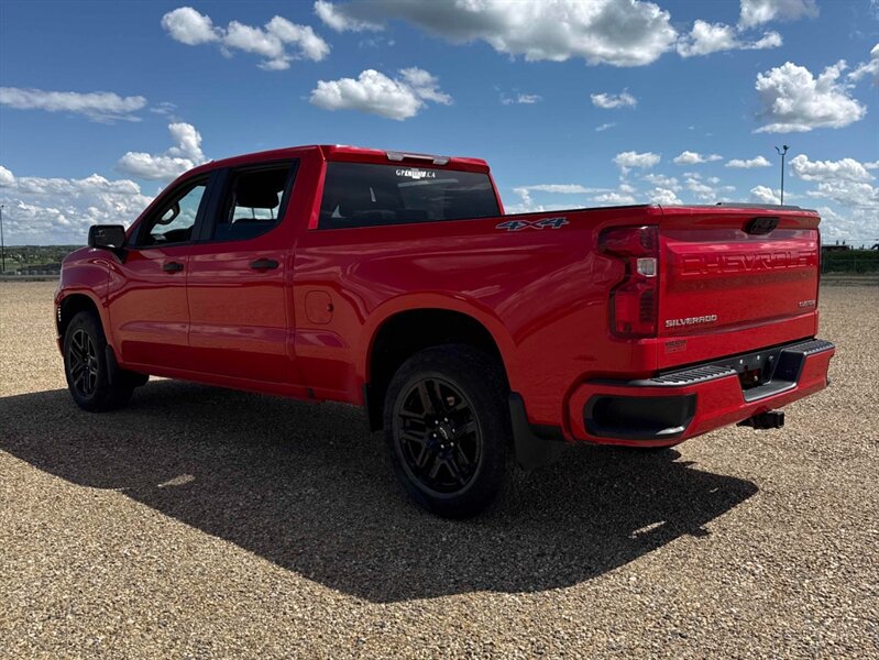 2023 Chevrolet Silverado 1500 Custom 6.6ft Box 4x4 - Photo 5 - St Albert, AB T8N 3Z7