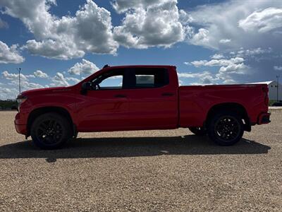 2023 Chevrolet Silverado 1500 Custom 6.6ft Box 4x4 - Photo 2 - St Albert, AB T8N 3Z7