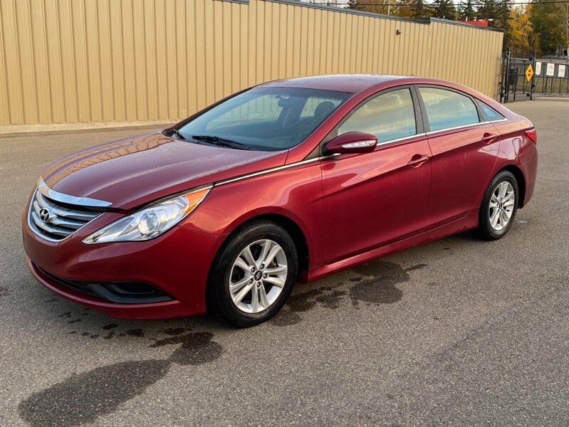 2014 Hyundai Sonata GL   - Photo 1 - St Albert, AB T8N 3Z7
