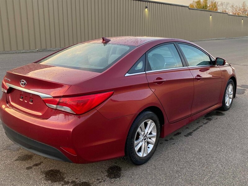 2014 Hyundai Sonata GL - Photo 4 - St Albert, AB T8N 3Z7