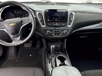 2019 Chevrolet Malibu LT   - Photo 10 - Edmonton, AB T5L 2J7