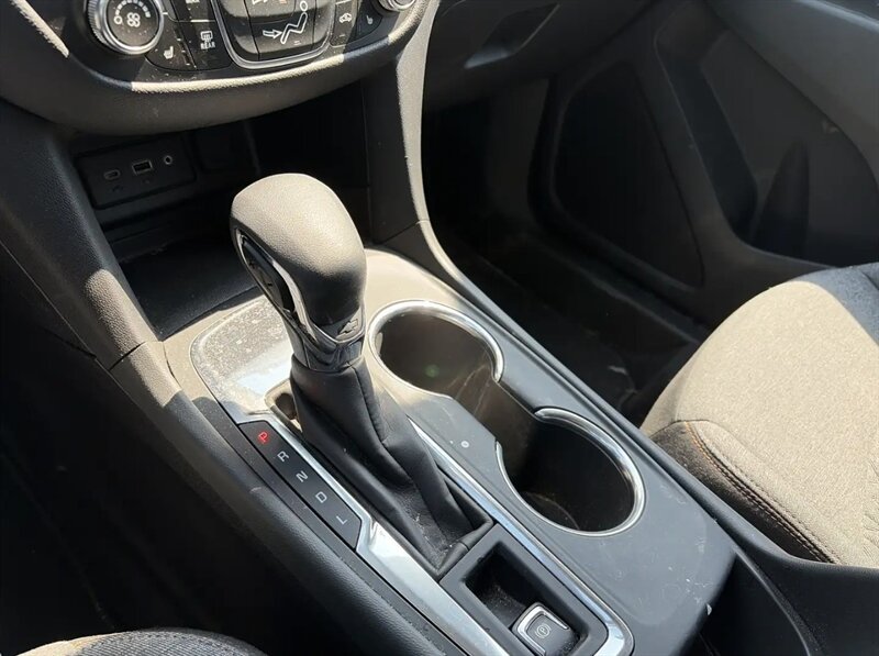 2022 Chevrolet Equinox LT AWD - Photo 11 - St Albert, AB T8N 3Z7