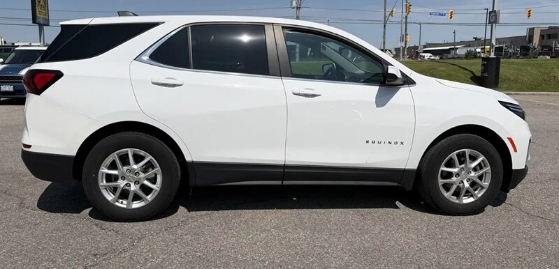 2022 Chevrolet Equinox LT AWD - Photo 4 - St Albert, AB T8N 3Z7