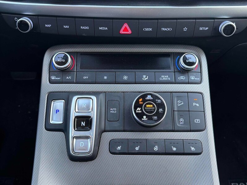 2024 Hyundai Palisade XRT AWD - Photo 14 - Edmonton, AB T5L 2J7